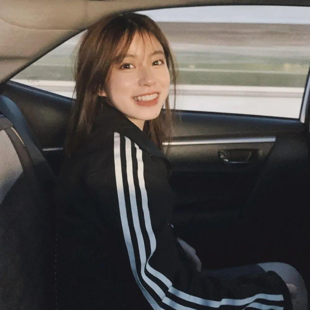 能推荐点成熟一点的微信头像吗