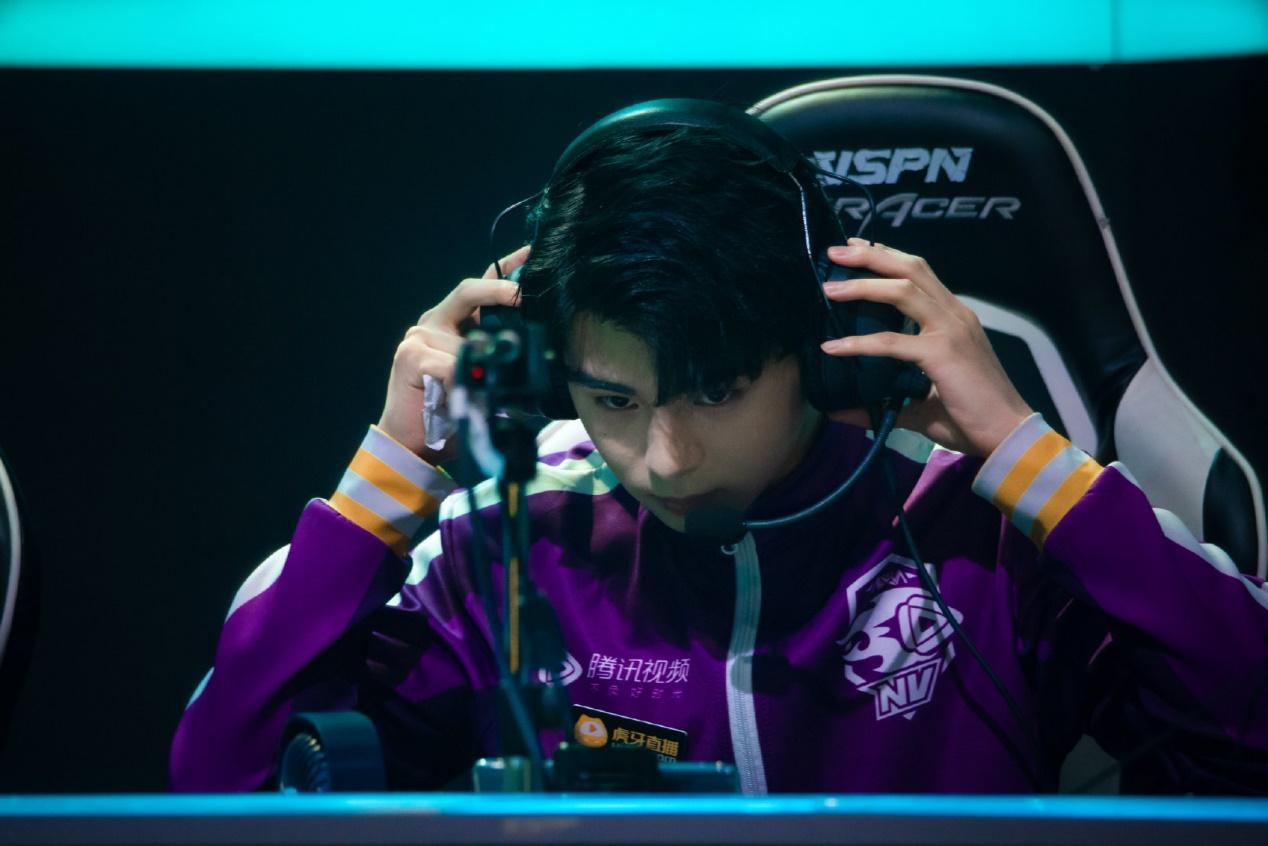 paraboy | 和平战场飘洒金雨,逐梦少年再攀众山之巅 - 知乎