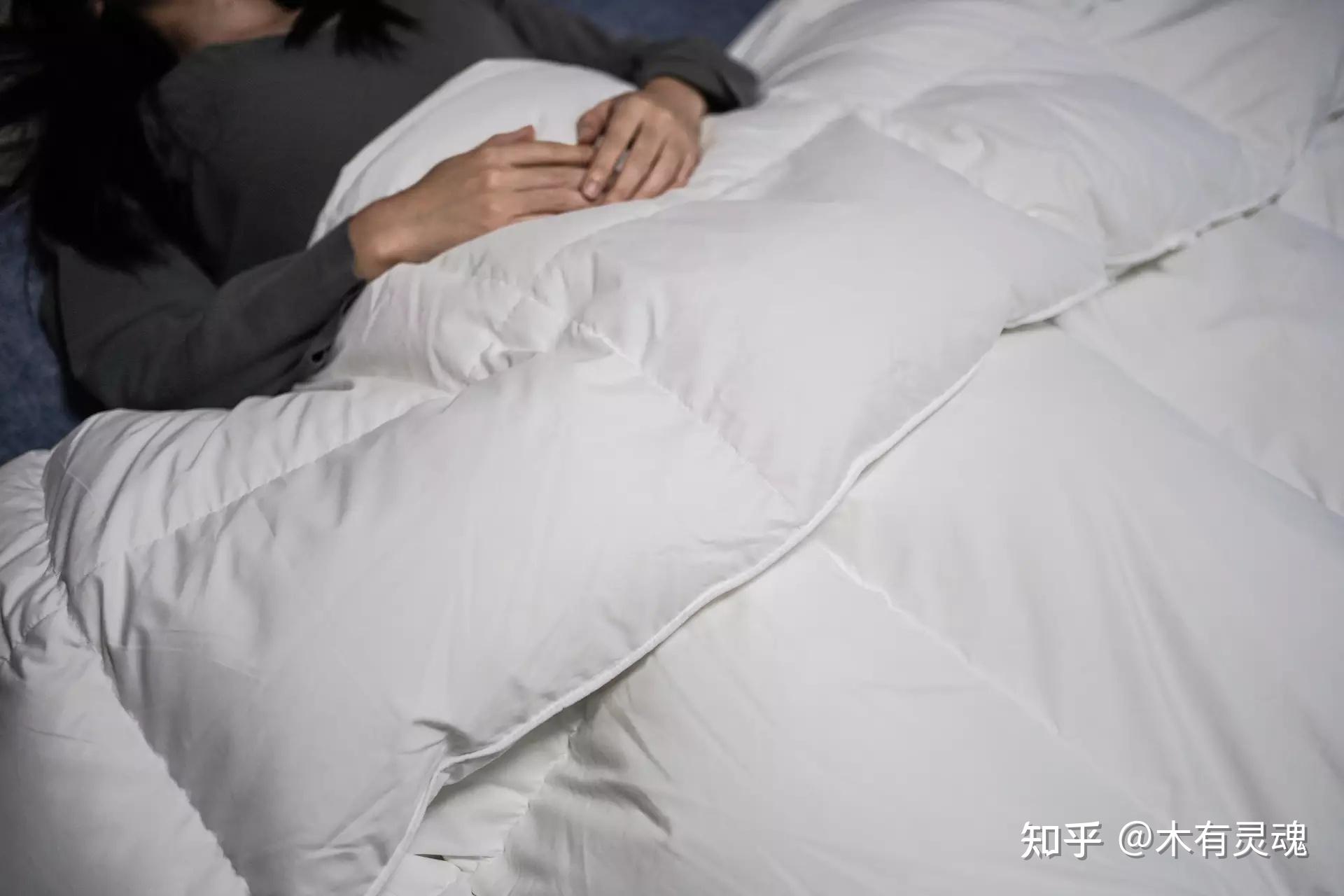 5000元以下口碑羽绒被大PK,参数对比加实测,搞定历史最冷冬天 - 知乎
