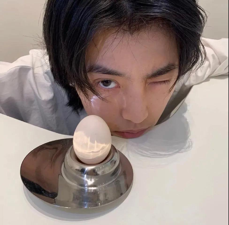 有没有清新脱俗的男头像