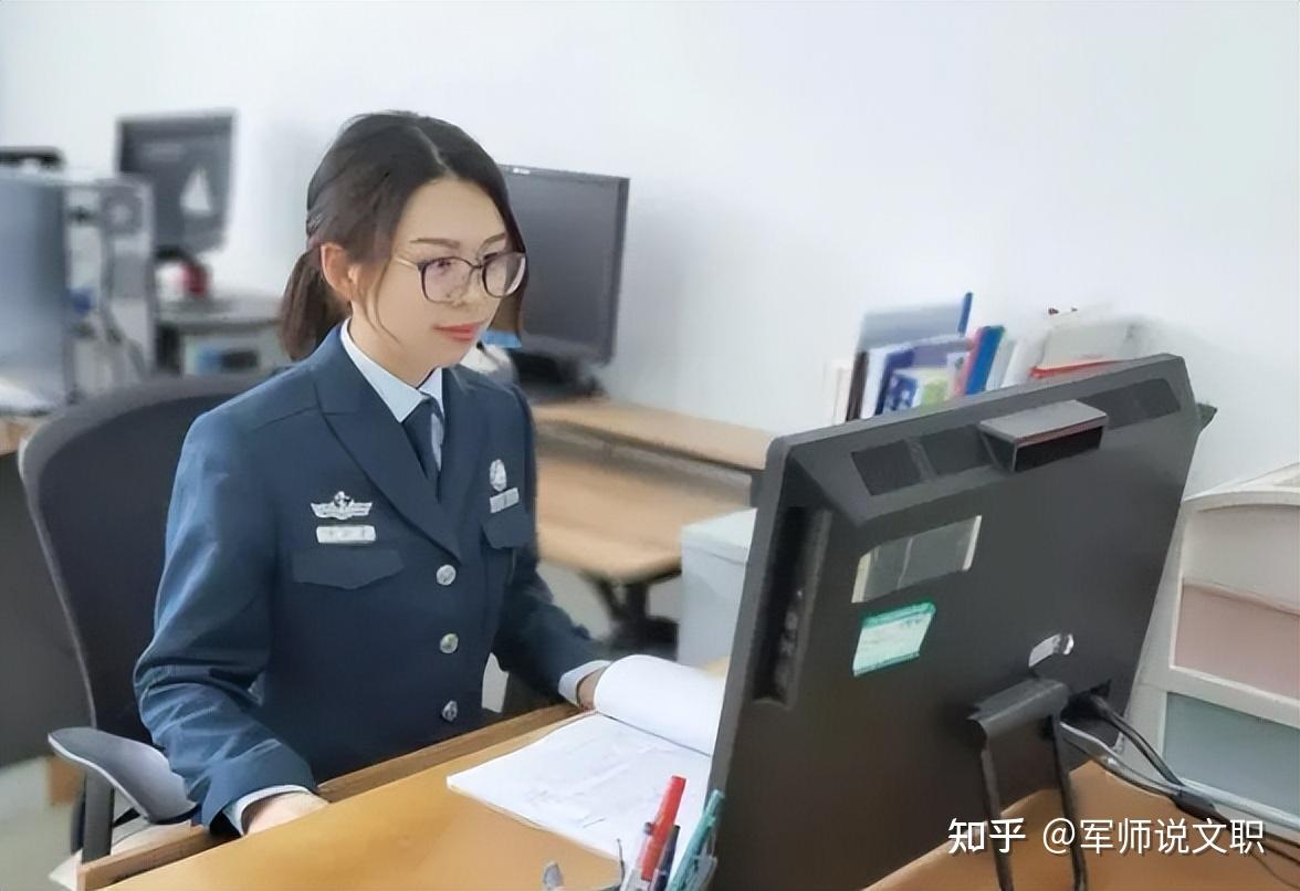 留学回国人员可以报考军队文职吗？报考条件是不是很严格？ - 知乎
