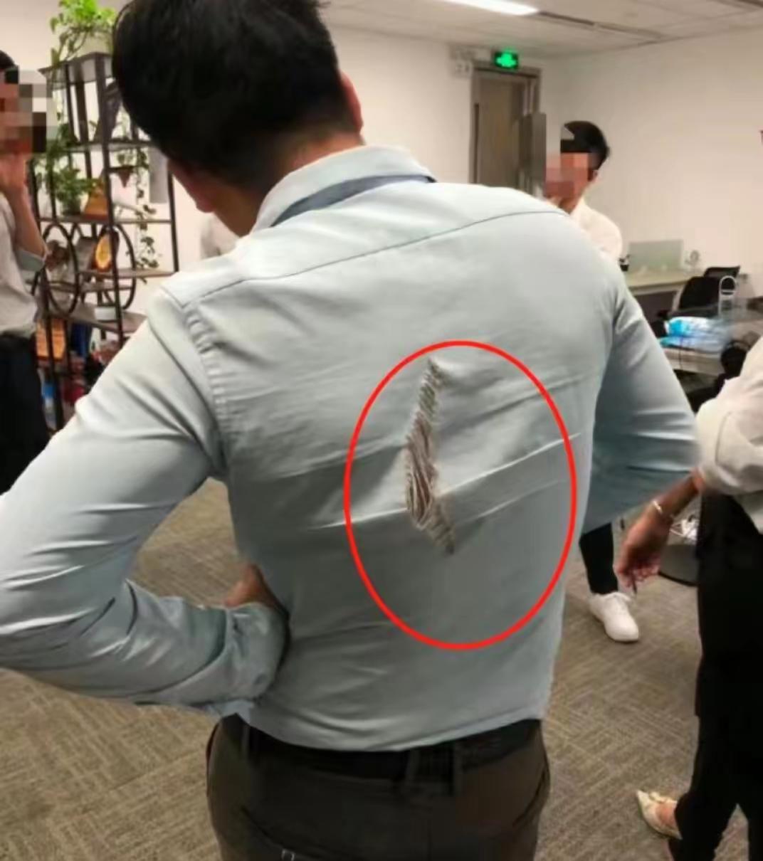 你见过什么尴尬的社死瞬间? - 知乎