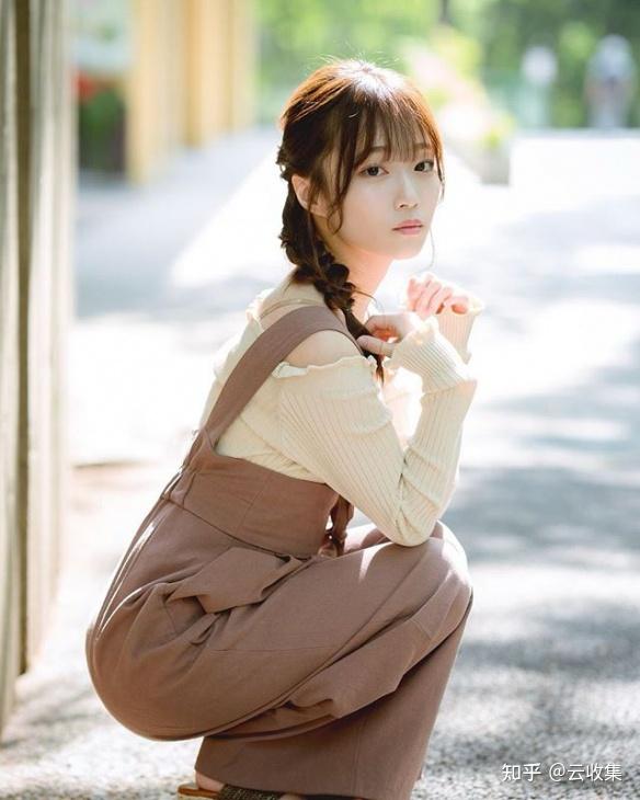 清纯丨清纯樱花妹清澈水亮的大眼让人沉溺