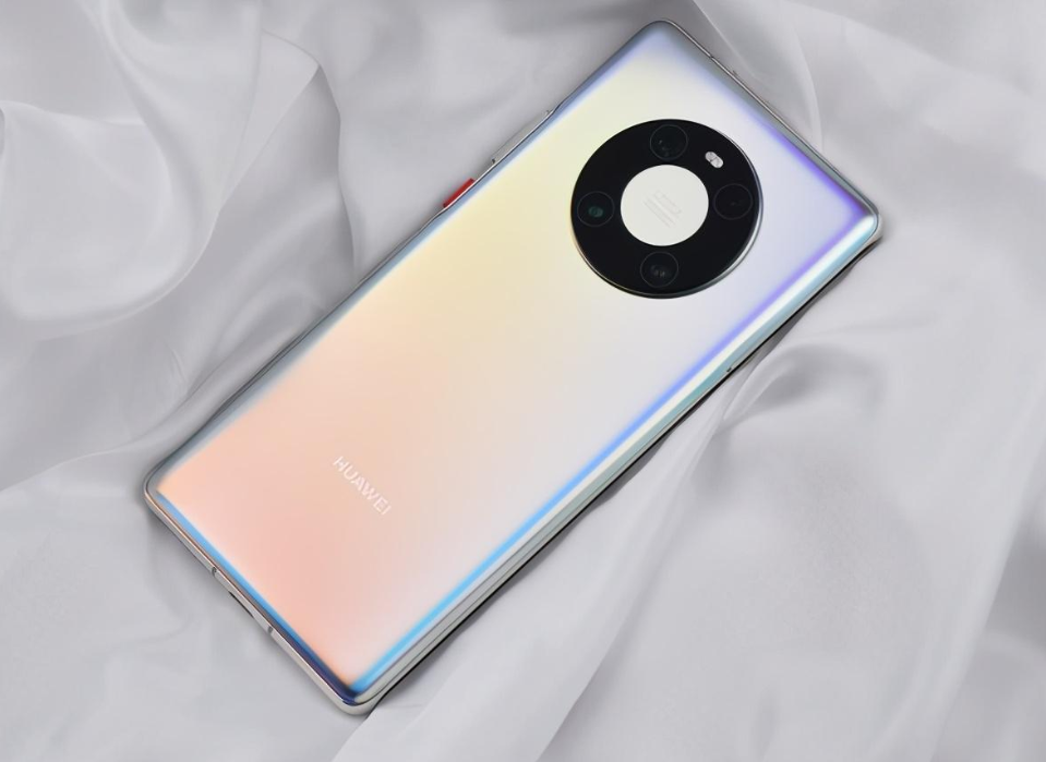 2023年买一部华为mate40pro是否值得看完分析就明白