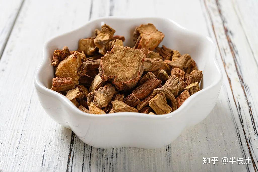 丹参竟有8大功效,这两类人千万别错过! - 知乎