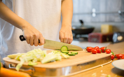 蘑菇屋第一季做饭 v2-8bb2dd021cd3fe0e7a71bd51bfdeeab8_1440w.jpg?source=172ae18b