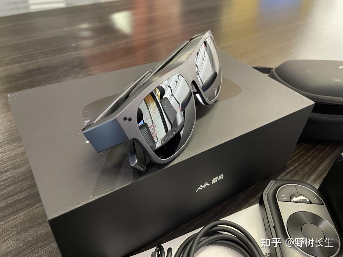 雷鸟眼镜2023年重磅新品雷鸟airplus超级影音游戏便携屏