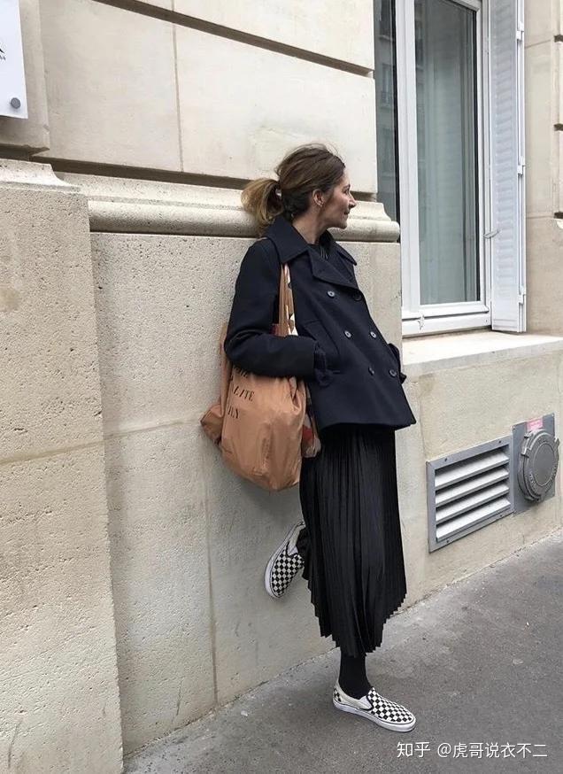 日本时尚奶奶穿搭 v2-8c1688f29aa73dfa8c9ce64a2412c429_r.jpg