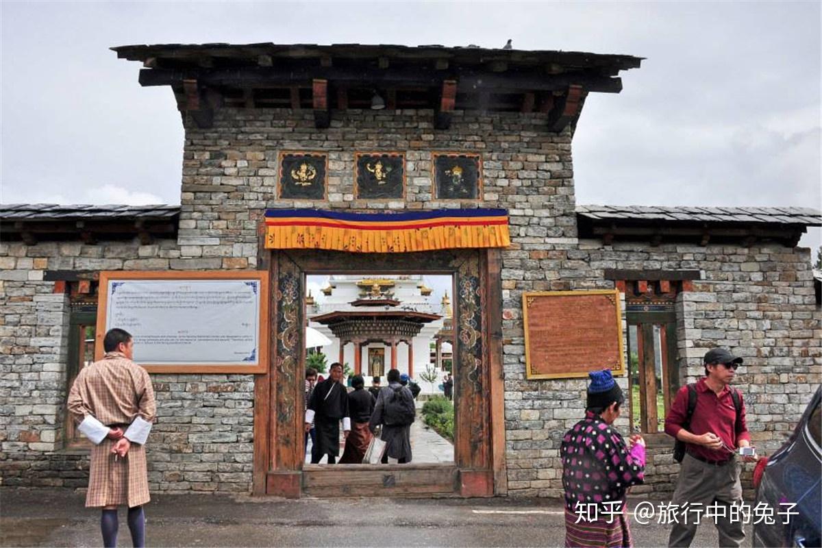 世界十大超级寺庙之一:虎穴寺,不丹国峭壁上的神圣寺庙 - 知乎