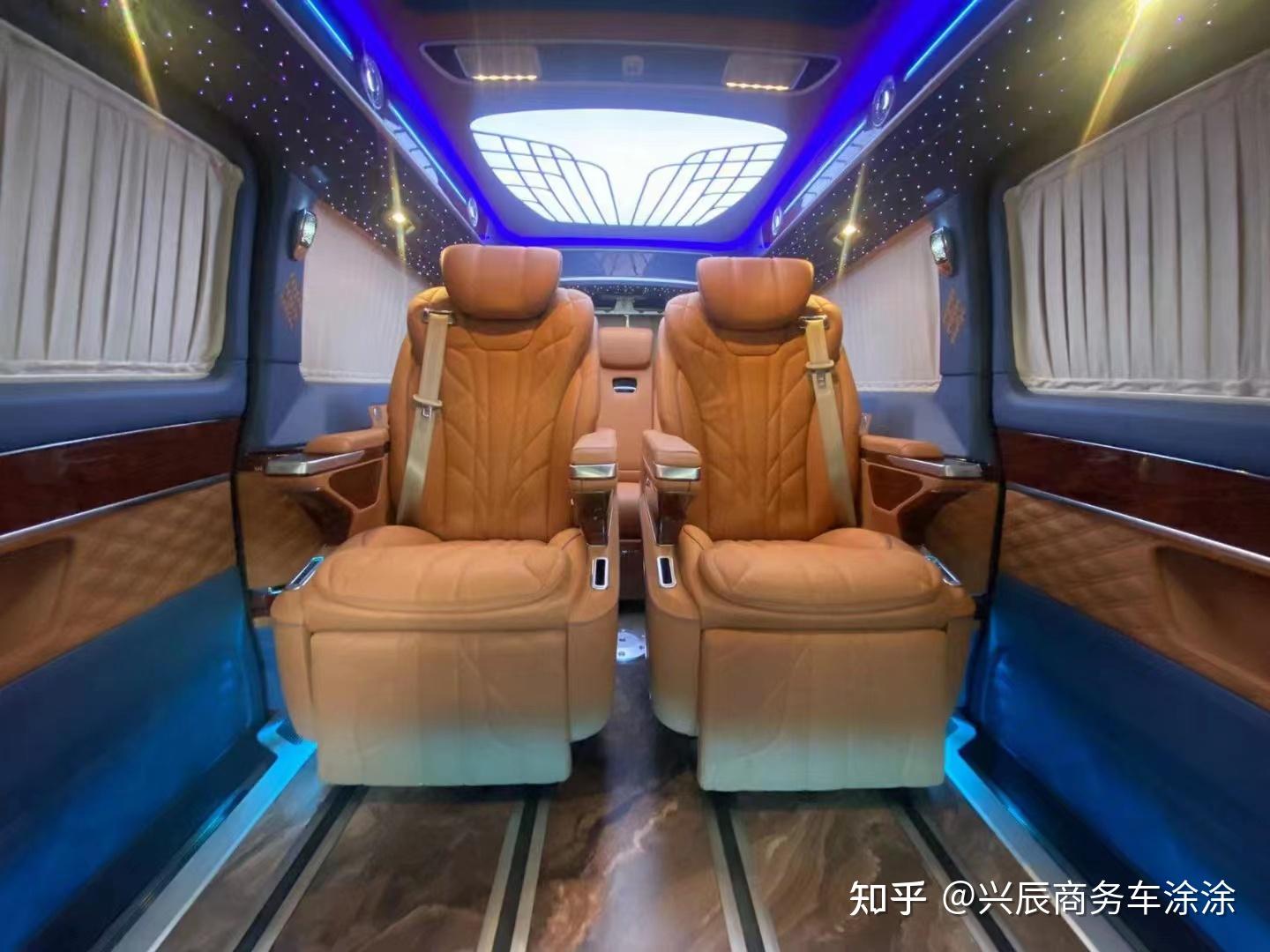 奔驰私人定制豪华MPV长滑轨版,是奔驰MPV的进步还是原地踏步? - 知乎