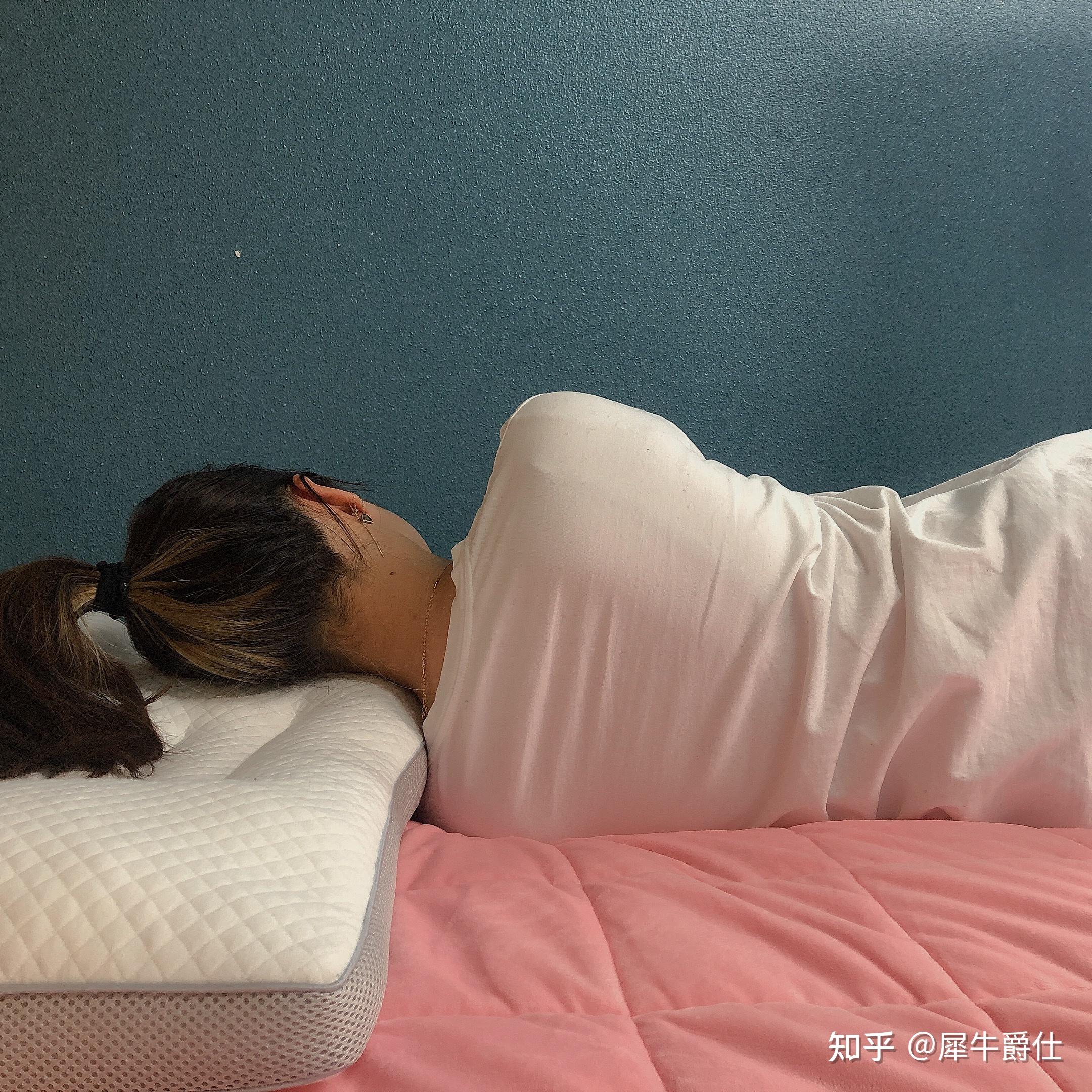 乳腺微创术后睡觉姿势图片