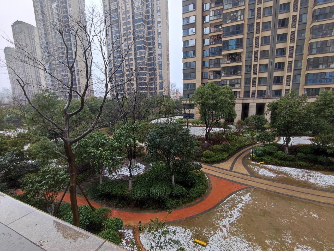 长沙优质法拍房推荐梅溪湖金茂悦三期15栋301号双学区房