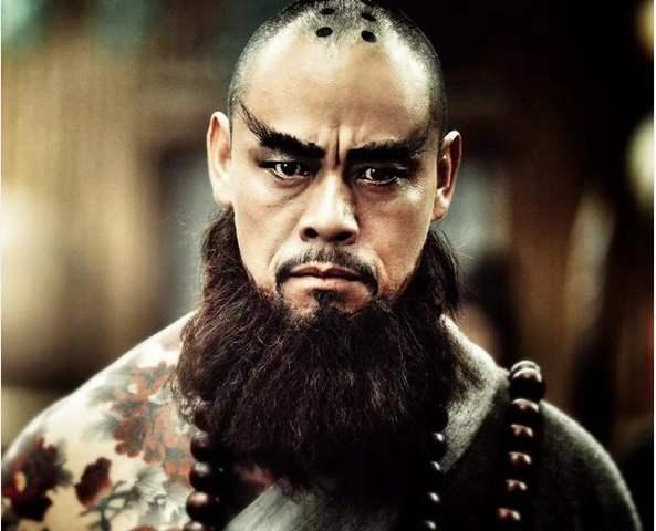 鲁智深三拳打死镇关西相国寺倒拔垂杨柳他的禅杖有多少斤