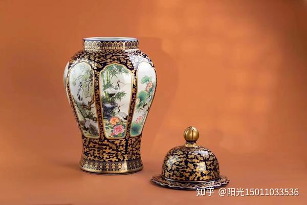 2021新春福袋】 珍品 陶器製 福助 人形 置物 金彩 ベロ藍 瑠璃 明治期