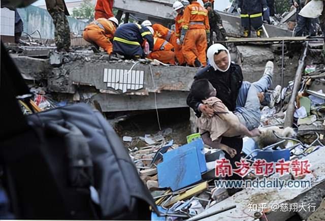 汶川中学地震死亡人数图片