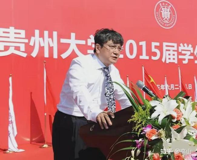 郑强怼出国留学生祖国培养你你却远走高飞培养不是白搭了吗