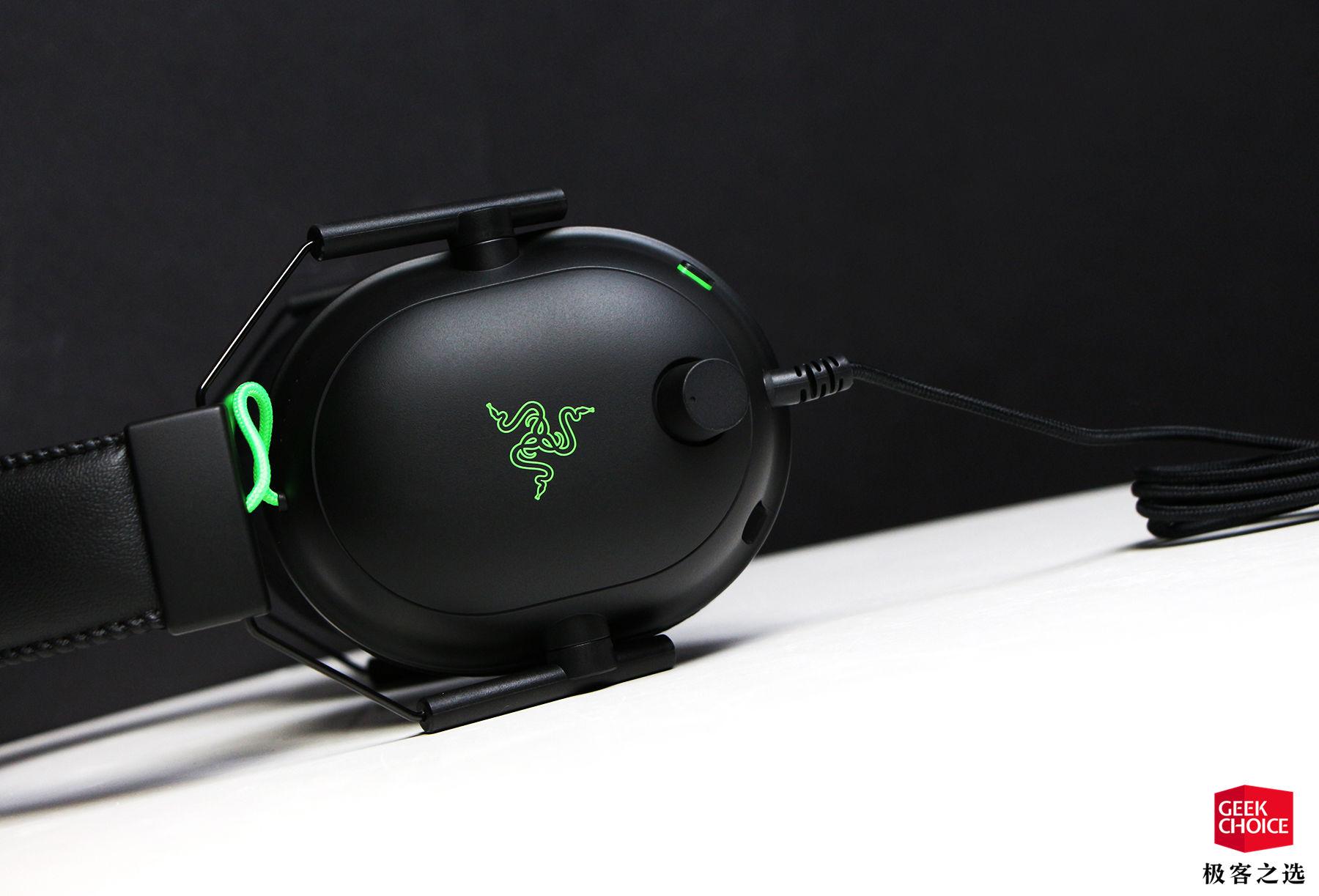 雷蛇旋风黑鲨v2图赏配备usb声卡一款听得见说得清的电竞耳机