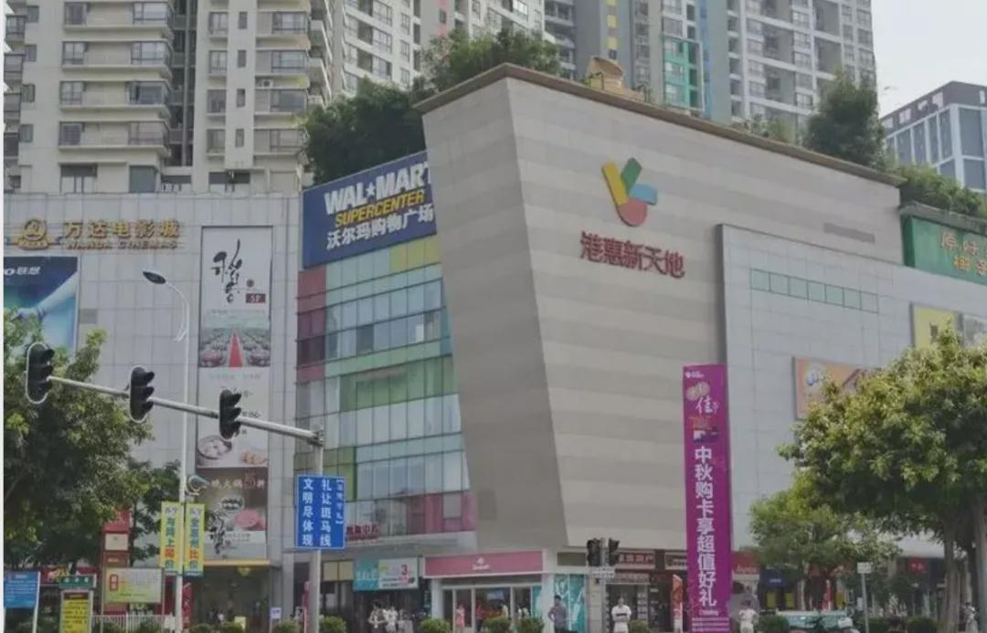而曾经港惠新天地临街二手商铺也卖出近13万元的单价,一时惠州商铺