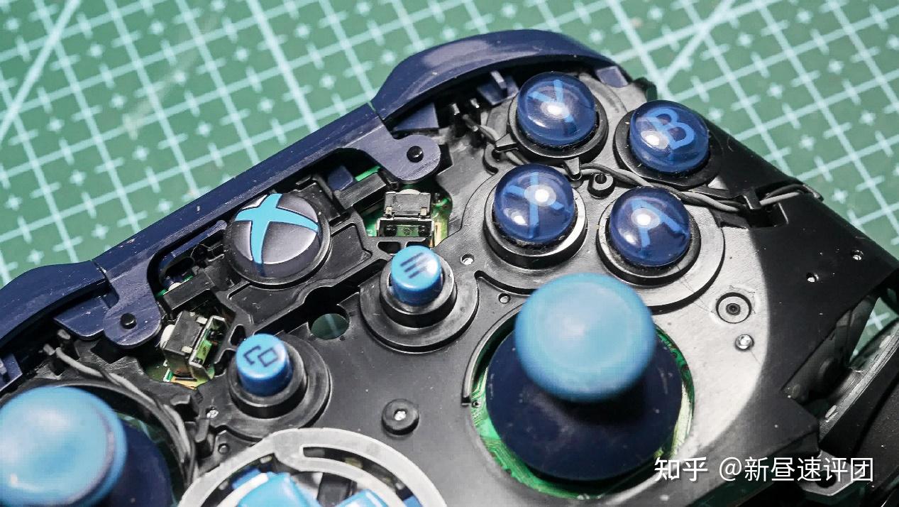 拆解并修复一只xbox手柄,我发现了微软的奥秘 - 知乎