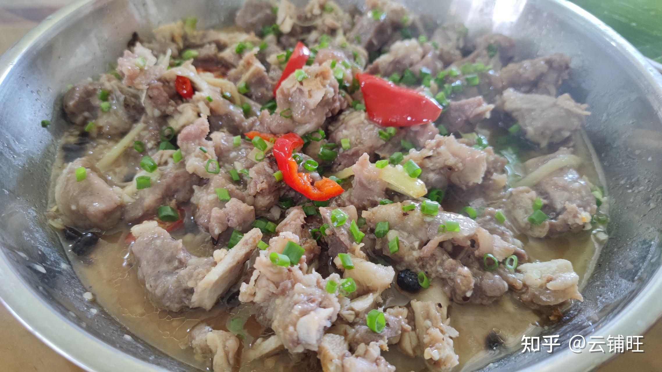 好了,今天的美食推荐就是这个豉汁蒸猪头骨,希望大家喜欢!