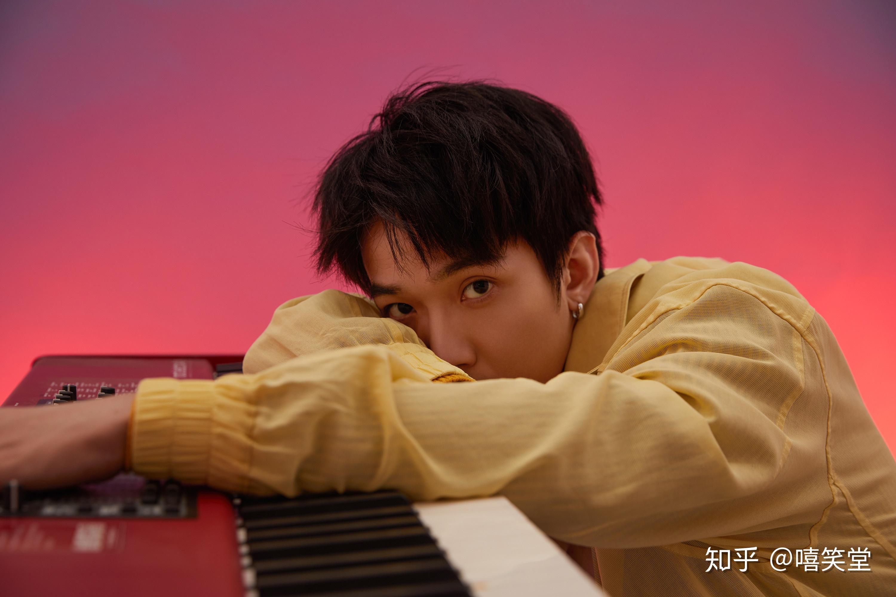 三年后你的男孩tt回来了