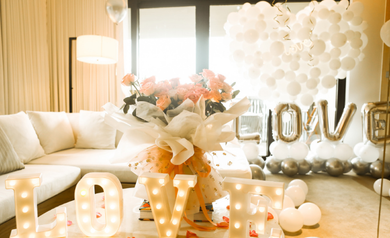 生日怎么过比较有创意 v2-8dac08327ab3c4785b03a8089ece6e9e_1440w.jpg?source=172ae18b