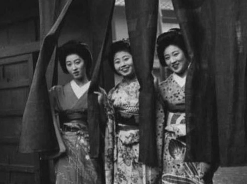 日本特殊学校,专门培养女谍,对外身份妓女,统称“阿菊” - 知乎