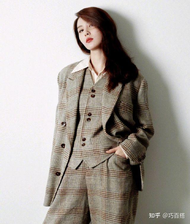 刘诗诗秋季穿搭大赏以大地色为主打的4套look优雅气质立显