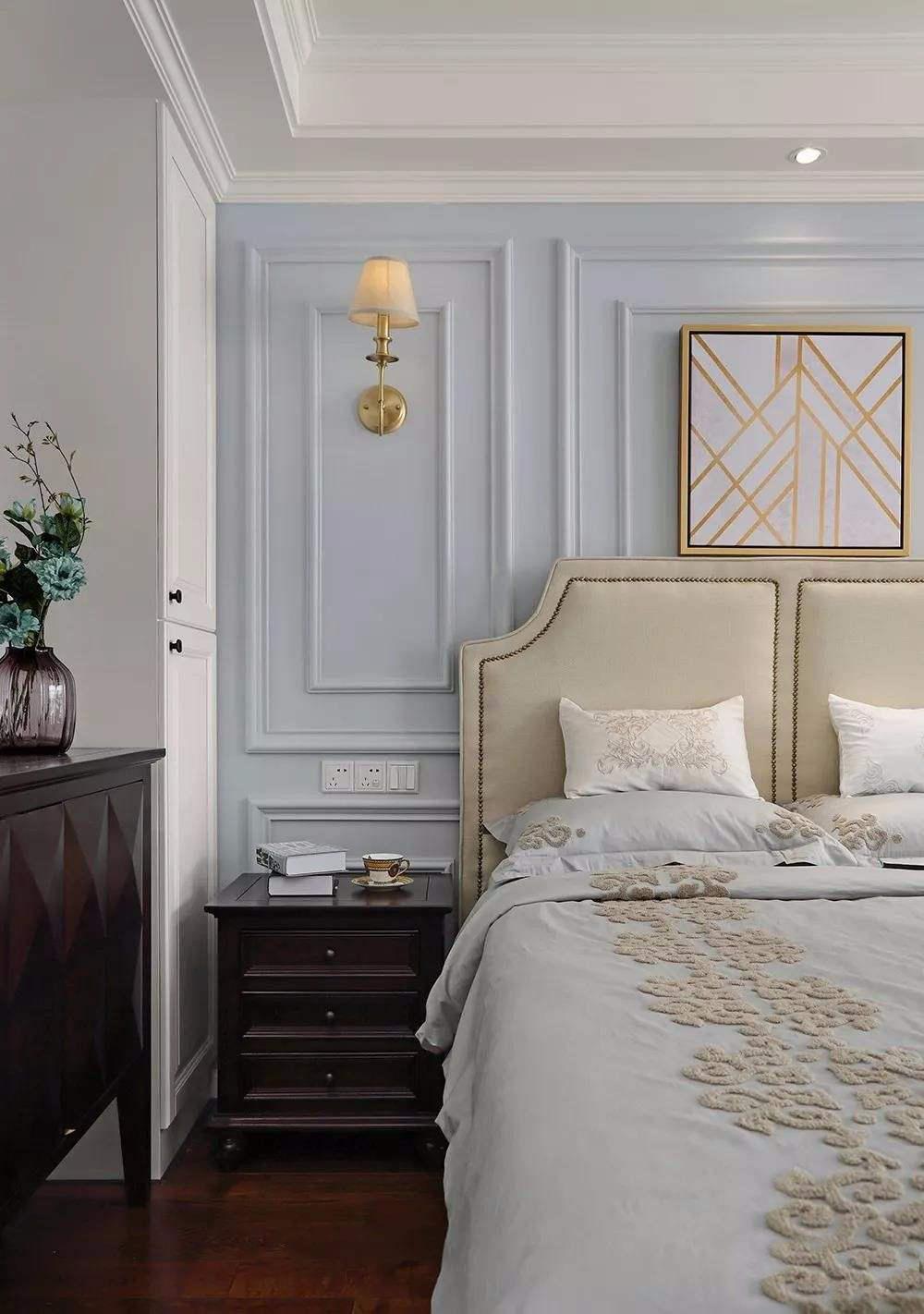 卧室背景墙常用装饰方法