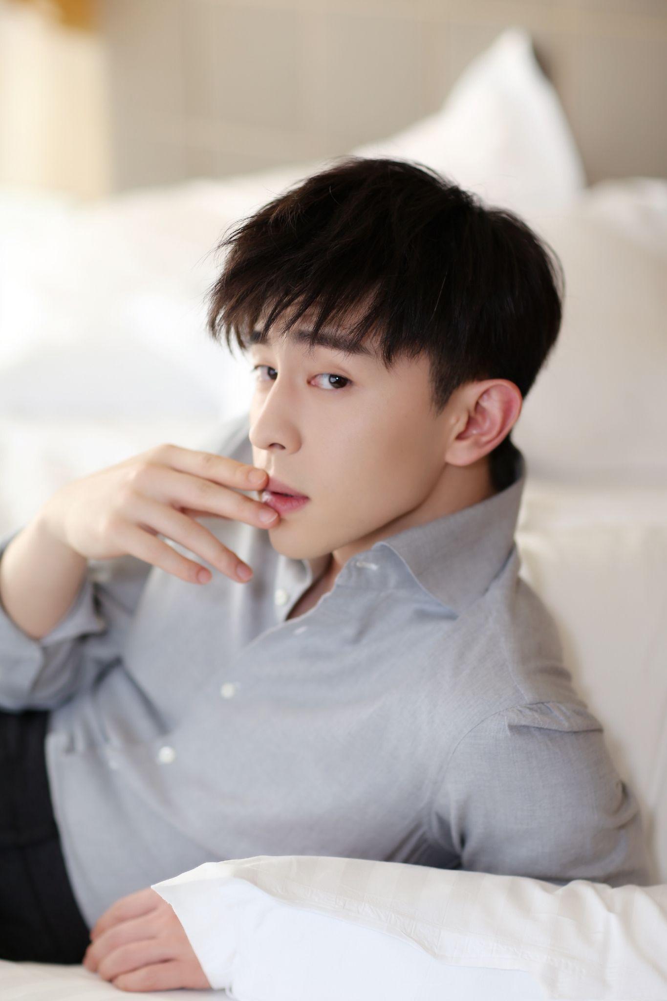 邓伦在一起以爱的名义