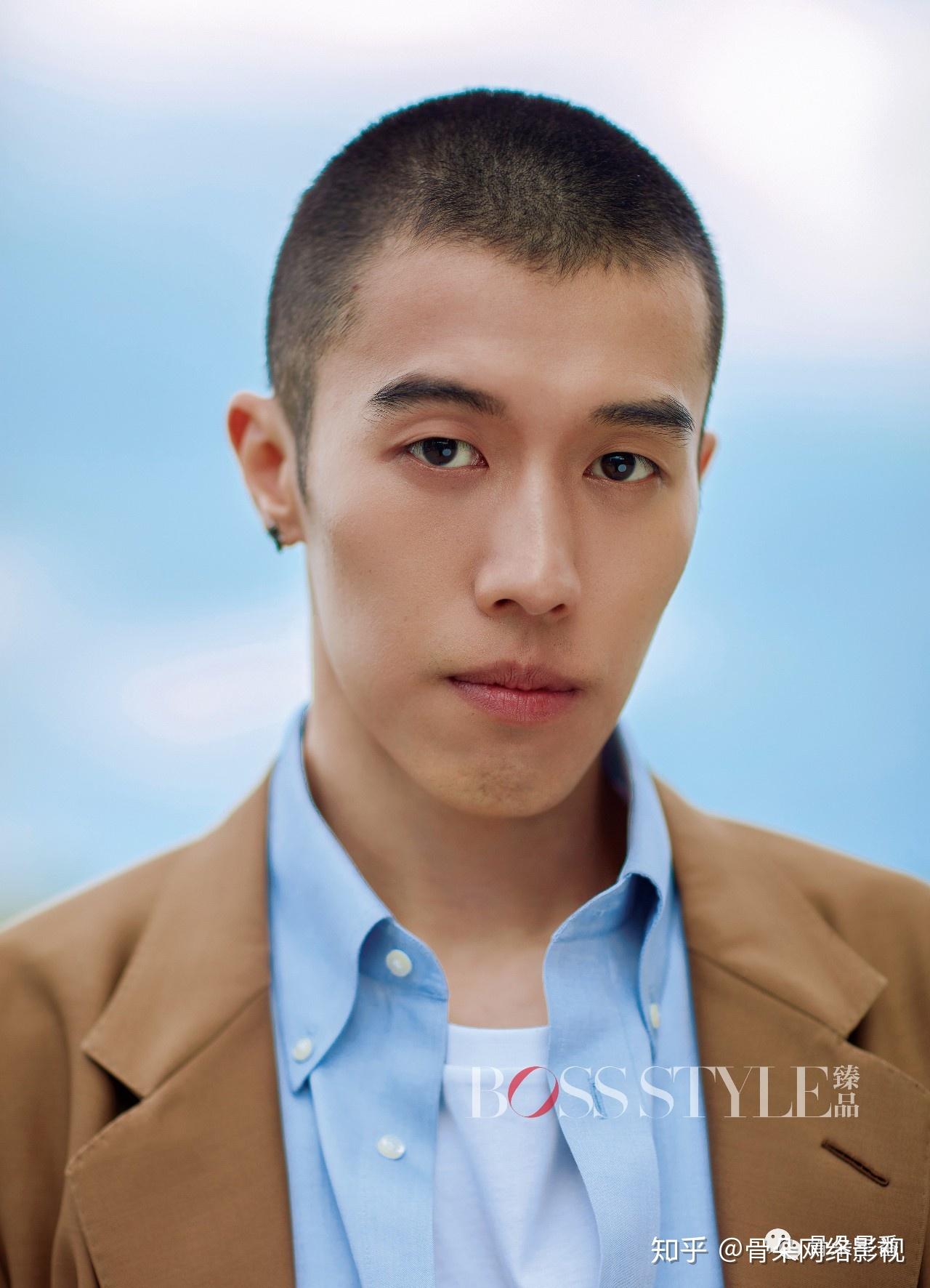 专访周游像风一样自由像犬一样奔跑