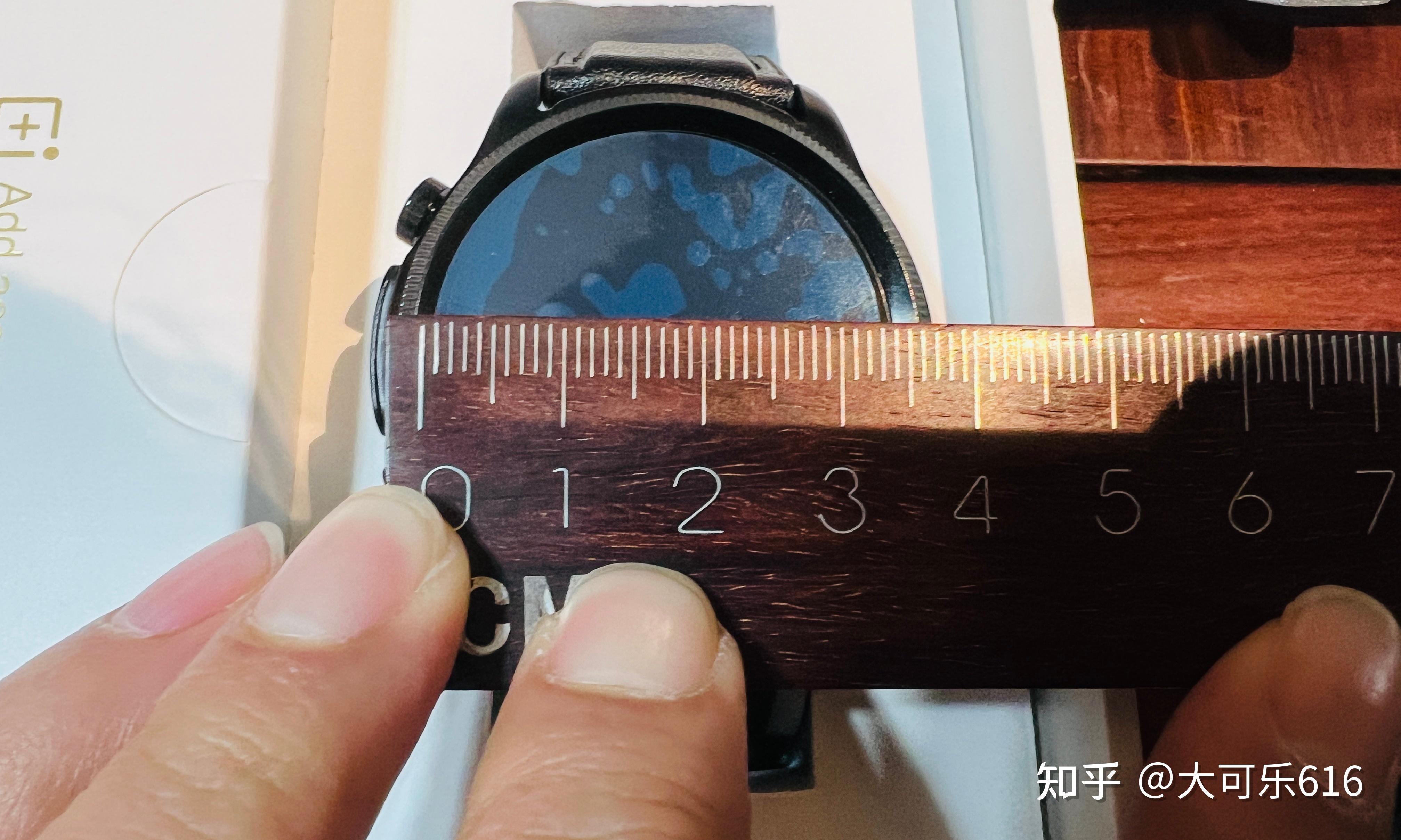 Dido E55 智能手表开箱评测，老人测血糖、血压、血氧都没问题。 知乎 