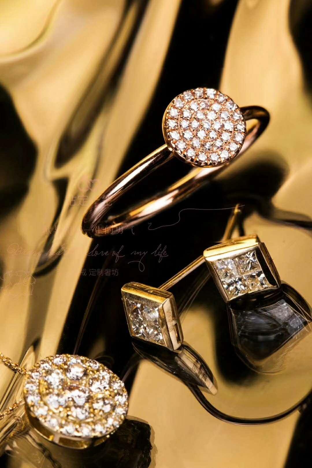 钻饰套系#多彩而神秘浪漫动人喜爱这指尖上的流光溢彩买钻石的小仙女