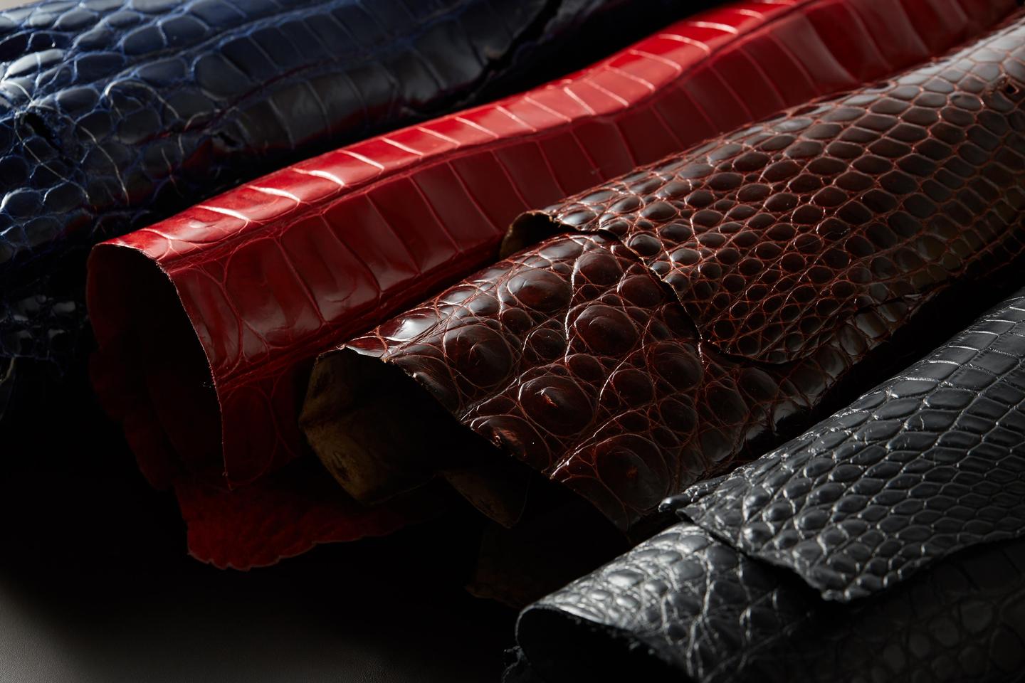 鳄鱼皮皮具该如何保养?