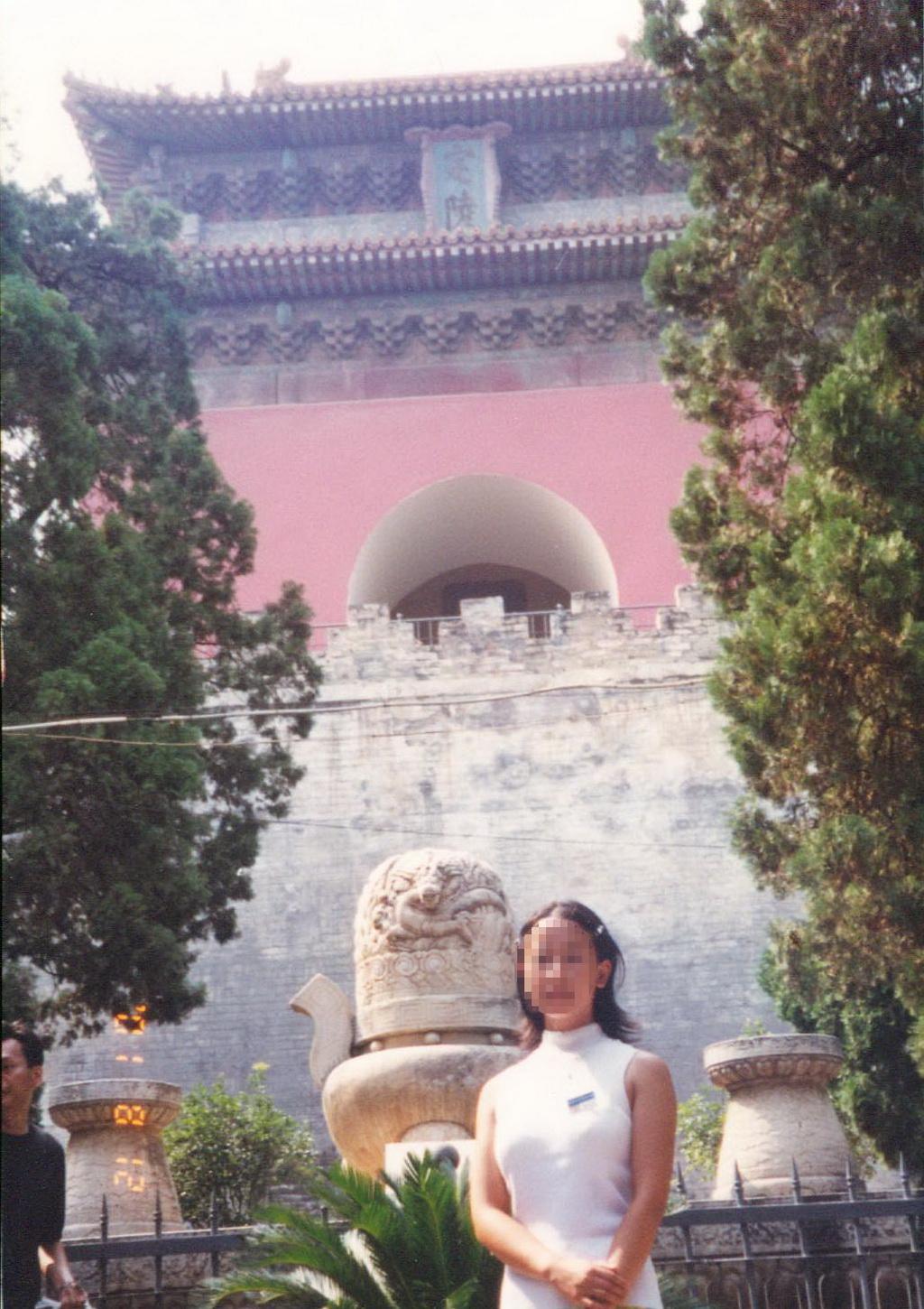 [图说]古今影像大明十三陵－－十五，明神宗万历帝朱翊钧定陵之开放的皇陵-明十三陵背后的帝王传奇