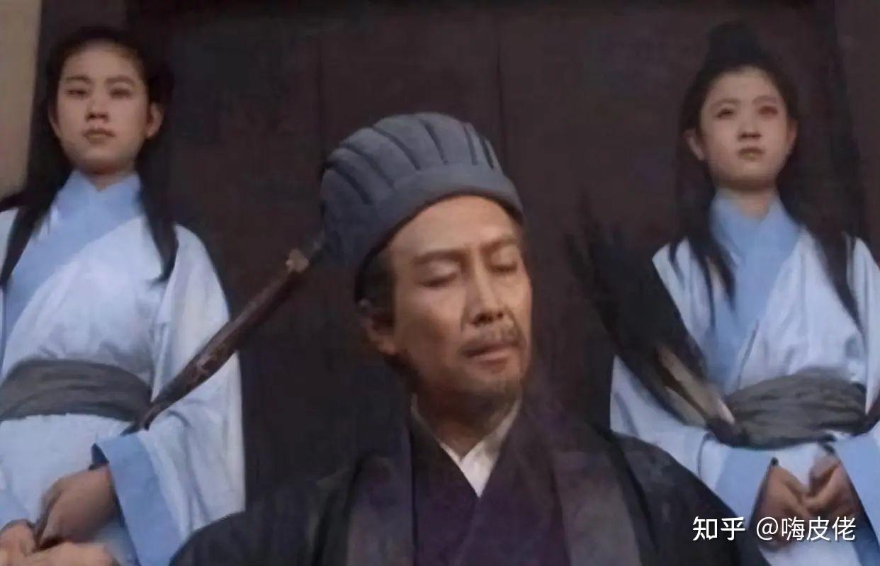 诸葛亮匡扶汉室设空城计,司马懿见后撤兵,最大疑点是两位书童吗? - 知乎