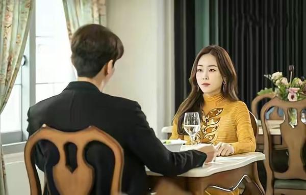 36岁二婚女坦言:老公去世后,面对异性的疯狂追求,我该接受吗? - 知乎