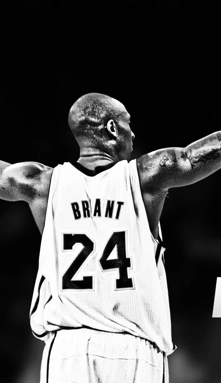 nba 巨星科比·布莱恩特因直升机坠毁意外去世,如何评价他的一生?