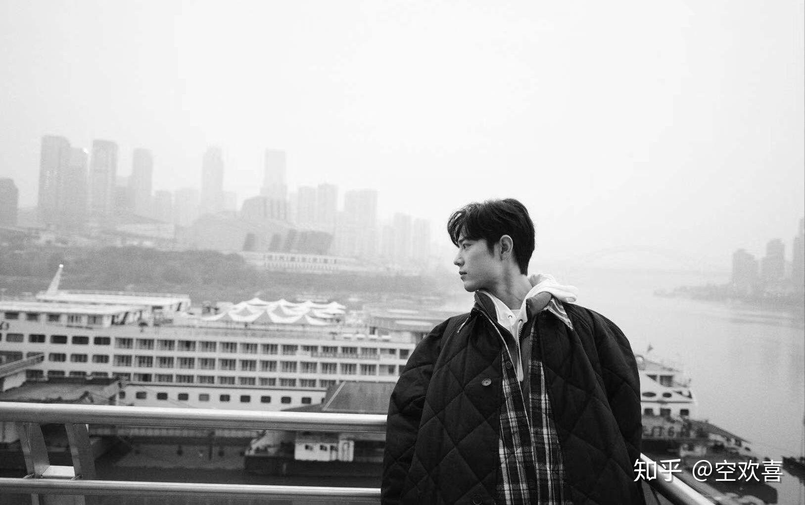 嘿嘿嘿各位答主有没有好看的电脑高清全屏壁纸跪求啊我找不到偏爱