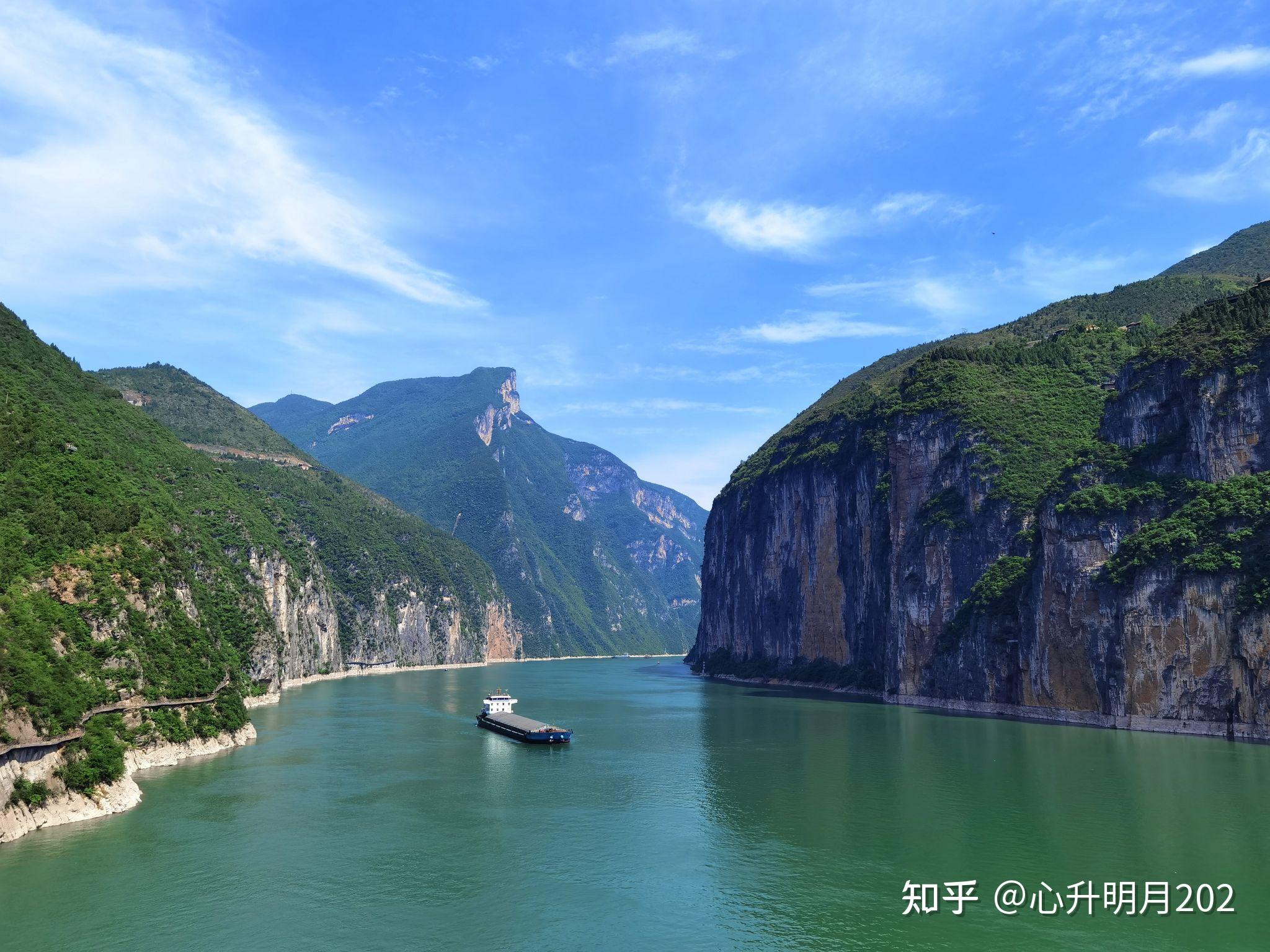 五一游重庆奉节白帝城—夔门—三峡之巅——奉节天坑 - 知乎