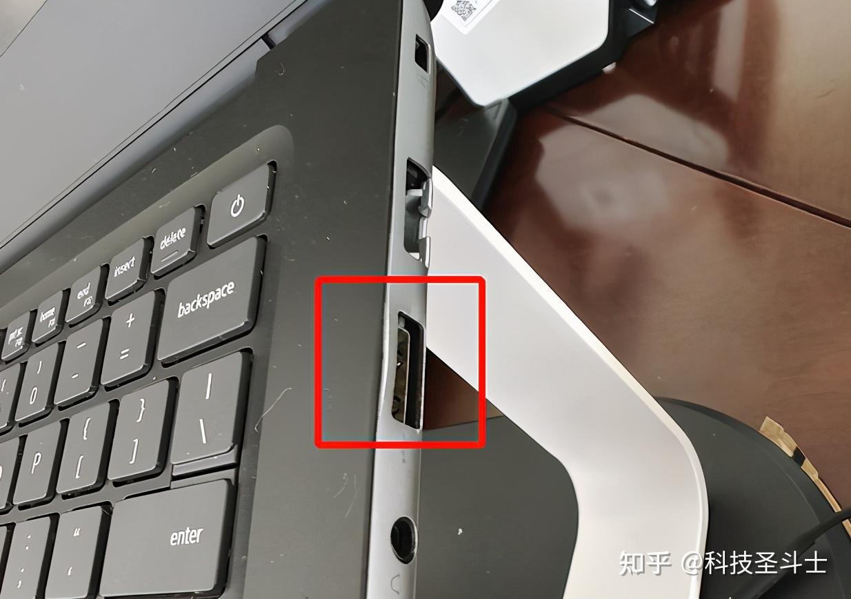 笔记本电脑插口不够用咋办奥睿科多功能扩展坞一件解决