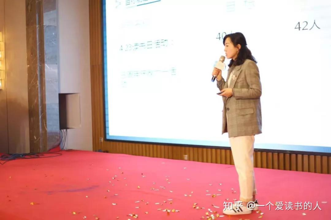 图:山东日照店李照娟图:江西高安店冷丽霞破茧的痛苦让人难以忍受