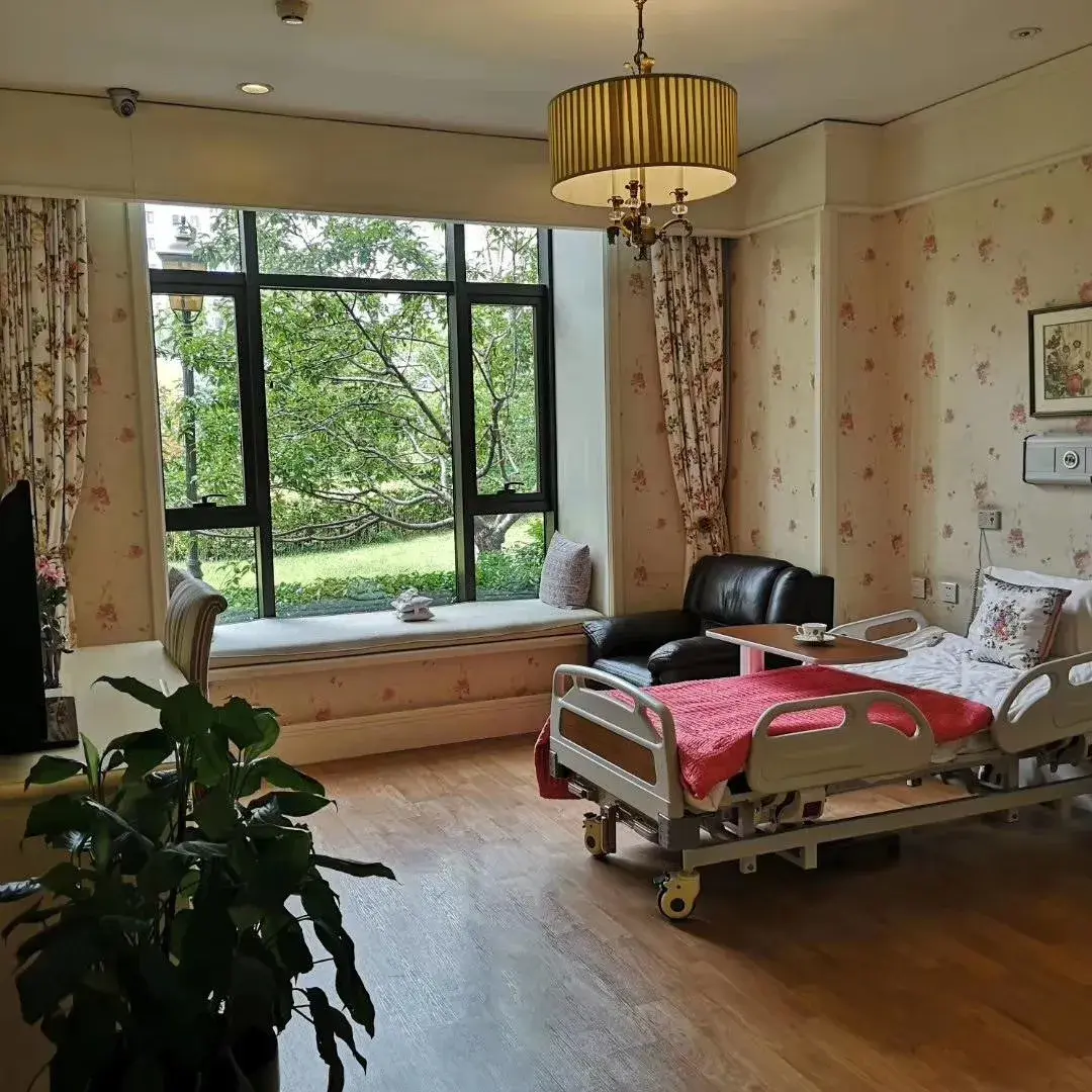 李雪健罗振宇会住进养老社区吗泰康燕园五周年为你揭秘一切