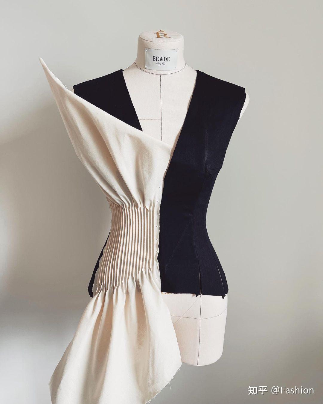 创意设计|小人台绝美立裁设计赏析