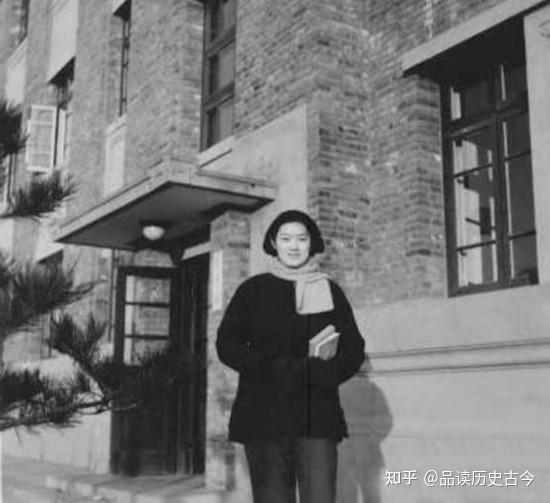 末代名媛章含之:章士钊养女,乔冠华夫人,离婚案毛主席亲自过问 - 知乎