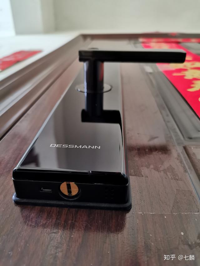 德施曼指纹锁v7颜值与安全兼顾的守家神器