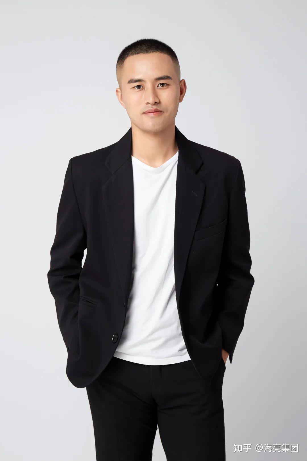 杨帅,中共党员,武汉体育学院硕士研究生,主修篮球方向,2019年世界军人