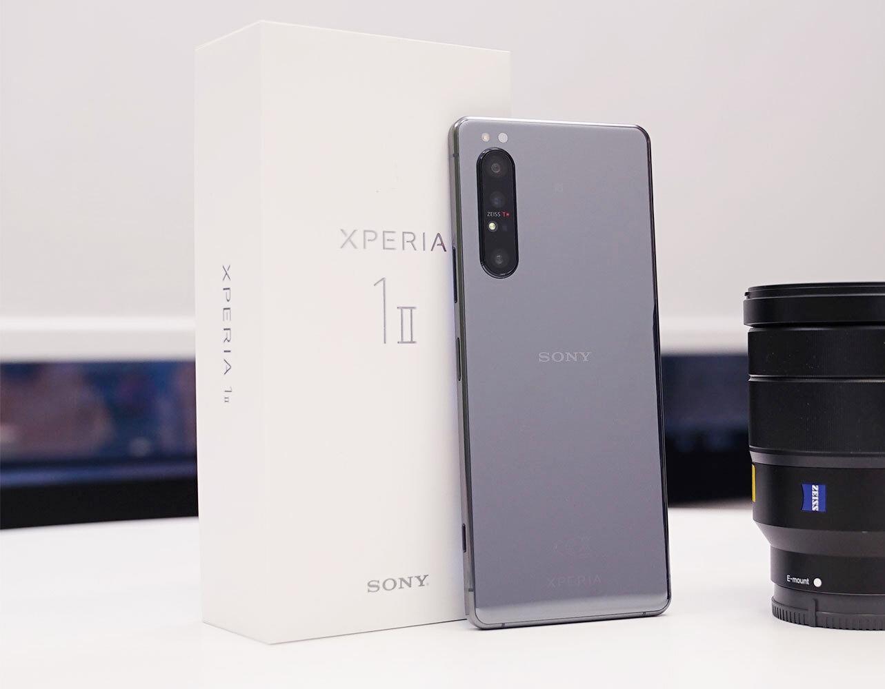索尼xperia1ii马克兔不同角度的紫色