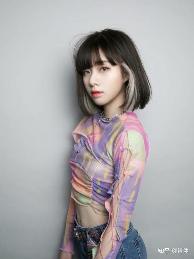 齐肩短发十挂耳染