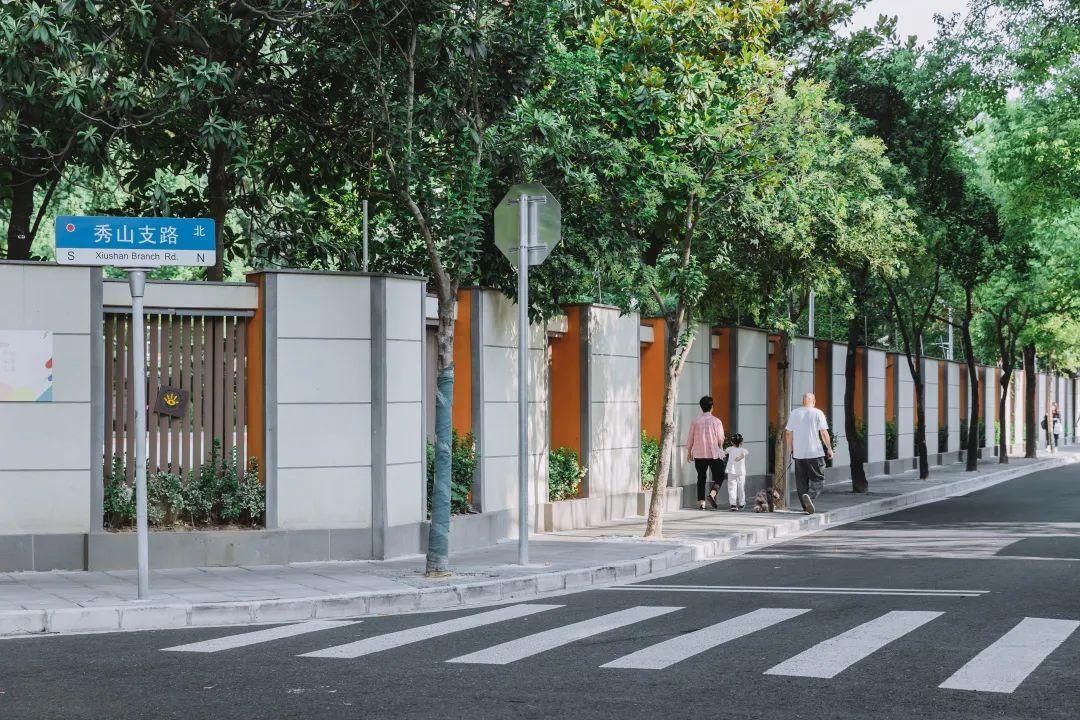 用设计唤醒街区公共生活|上海徐家汇乐山社区街道空间更新 - 知乎